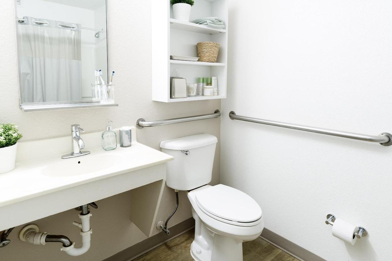Intown Suites Extended Stay Houston Tx - Jersey Village Екстериор снимка