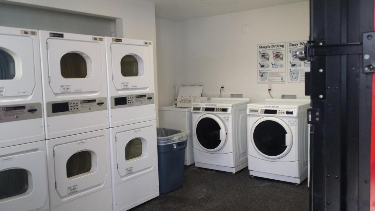 Intown Suites Extended Stay Houston Tx - Jersey Village Екстериор снимка